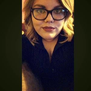 Meet your Posher, Olivia